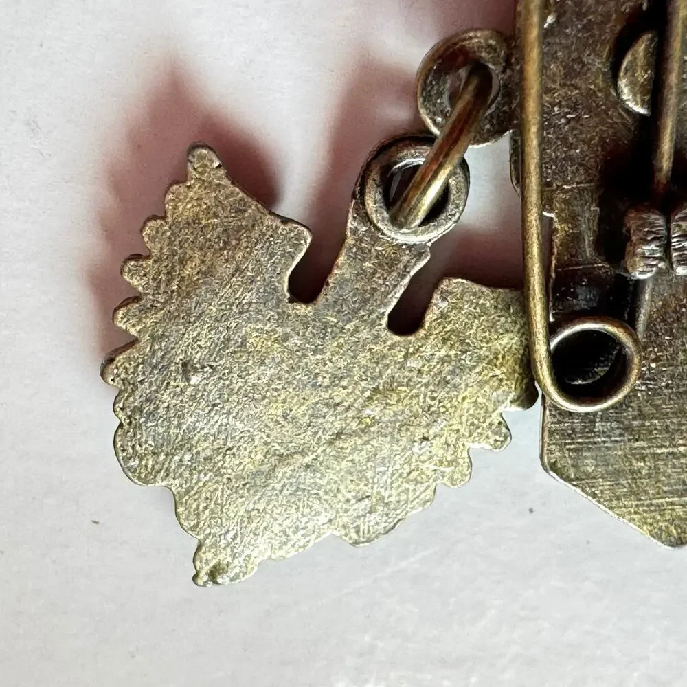 US M Navy Pin Badge WWII Merchant Navy Medal Eagle Symbol 1940s Bronze Color